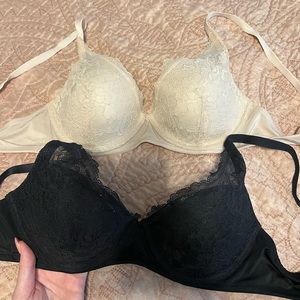 Natori 34C bra ( Two for one!)
